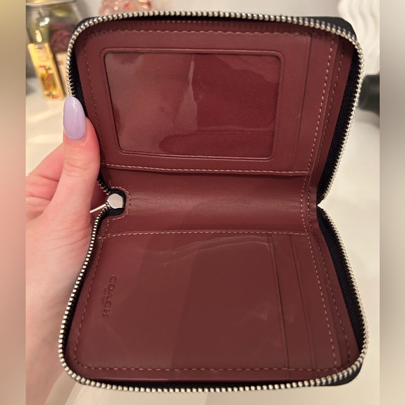 Coach Signature Jacquard Wallet - Picture 6 of 10